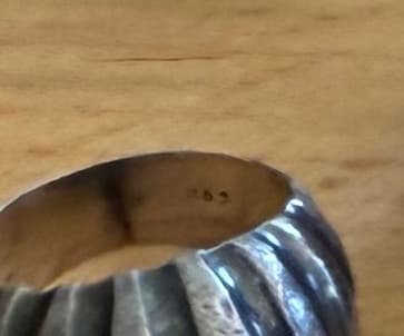 RIBBED VINTAGE 835 SILVER BAND RING WITH FLUTED DESIGN